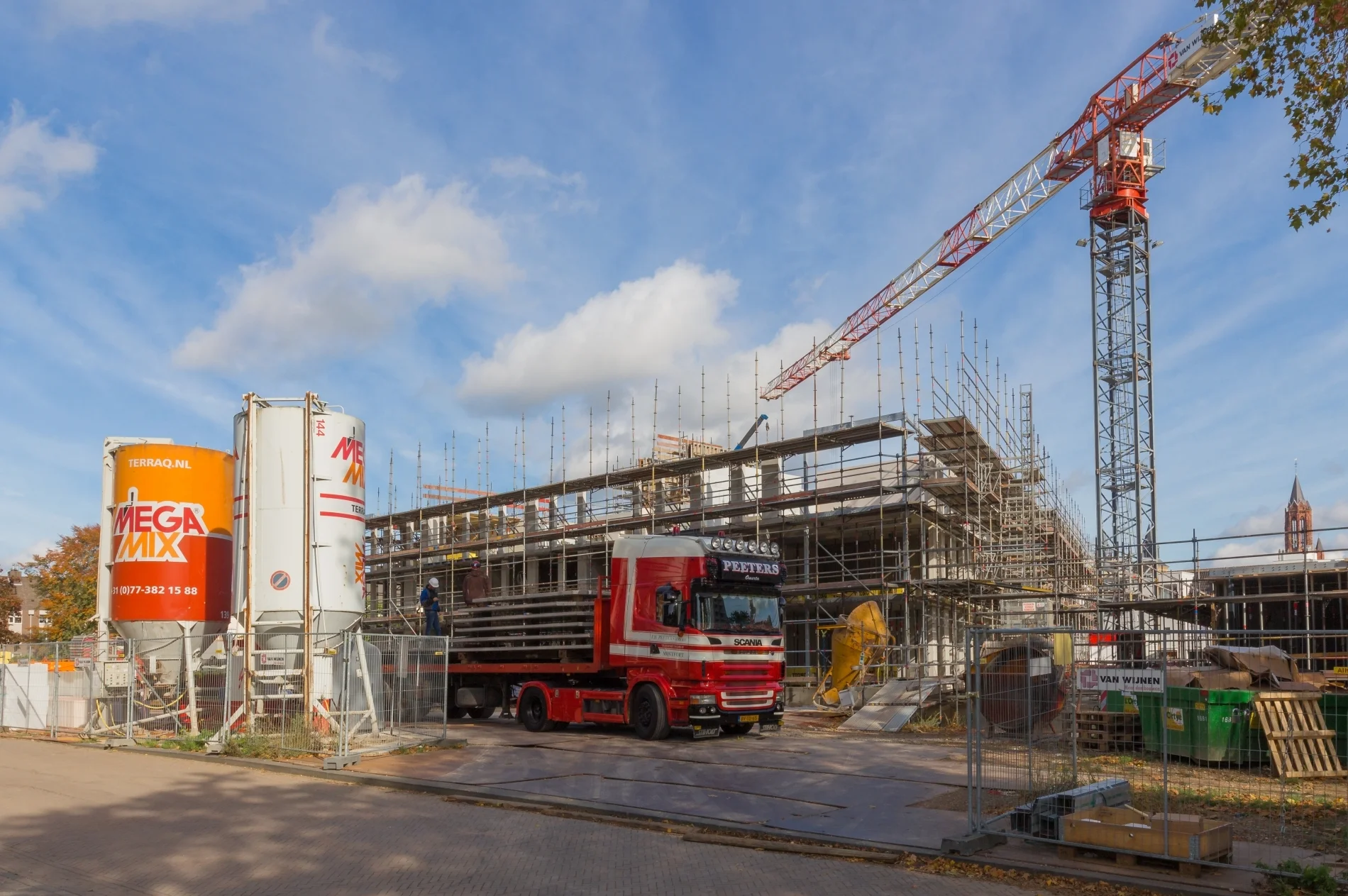 Extreme prijsstijgingen in de bouw: wie krijgt de rekening gepresenteerd?